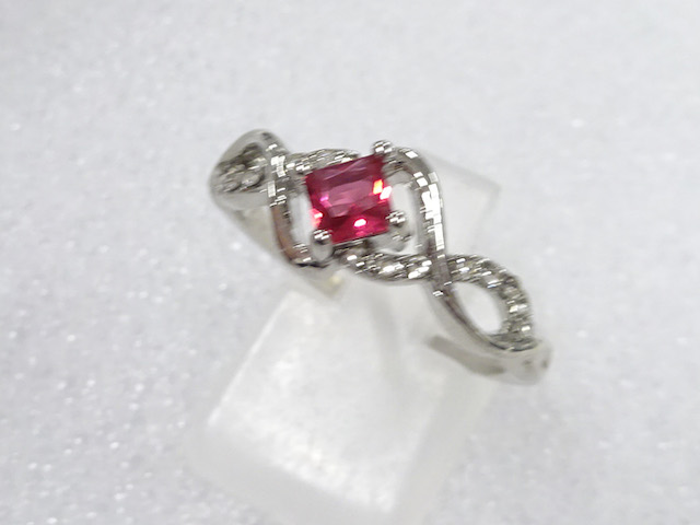 色石　指輪(18号)